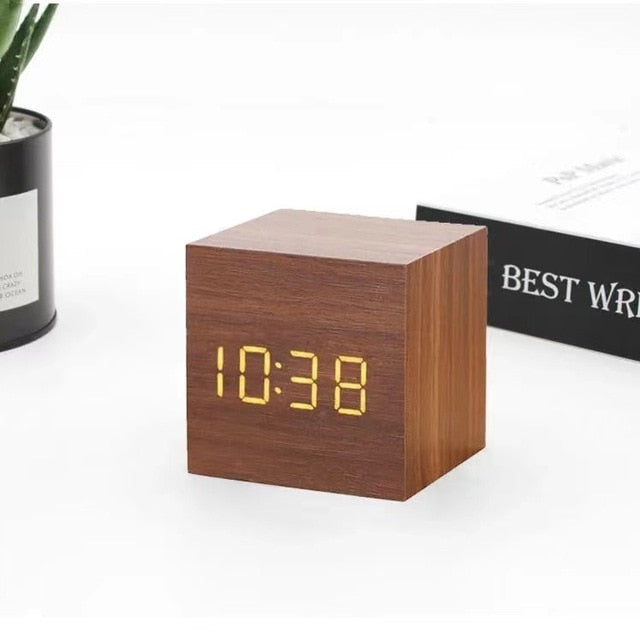 Minimalist LED Alarm Clock with Time, Date and Temperature Display
