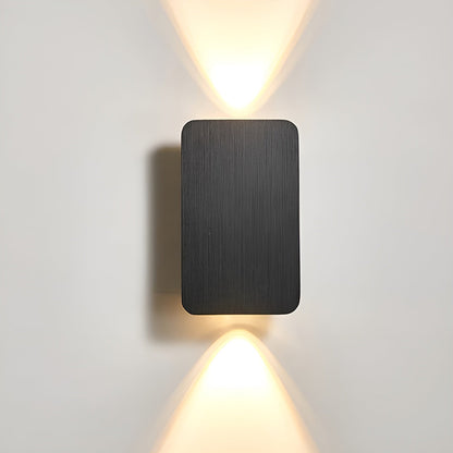 Minimalist LED Wall Lamp with Aluminium Body for Modern Interior Lighting