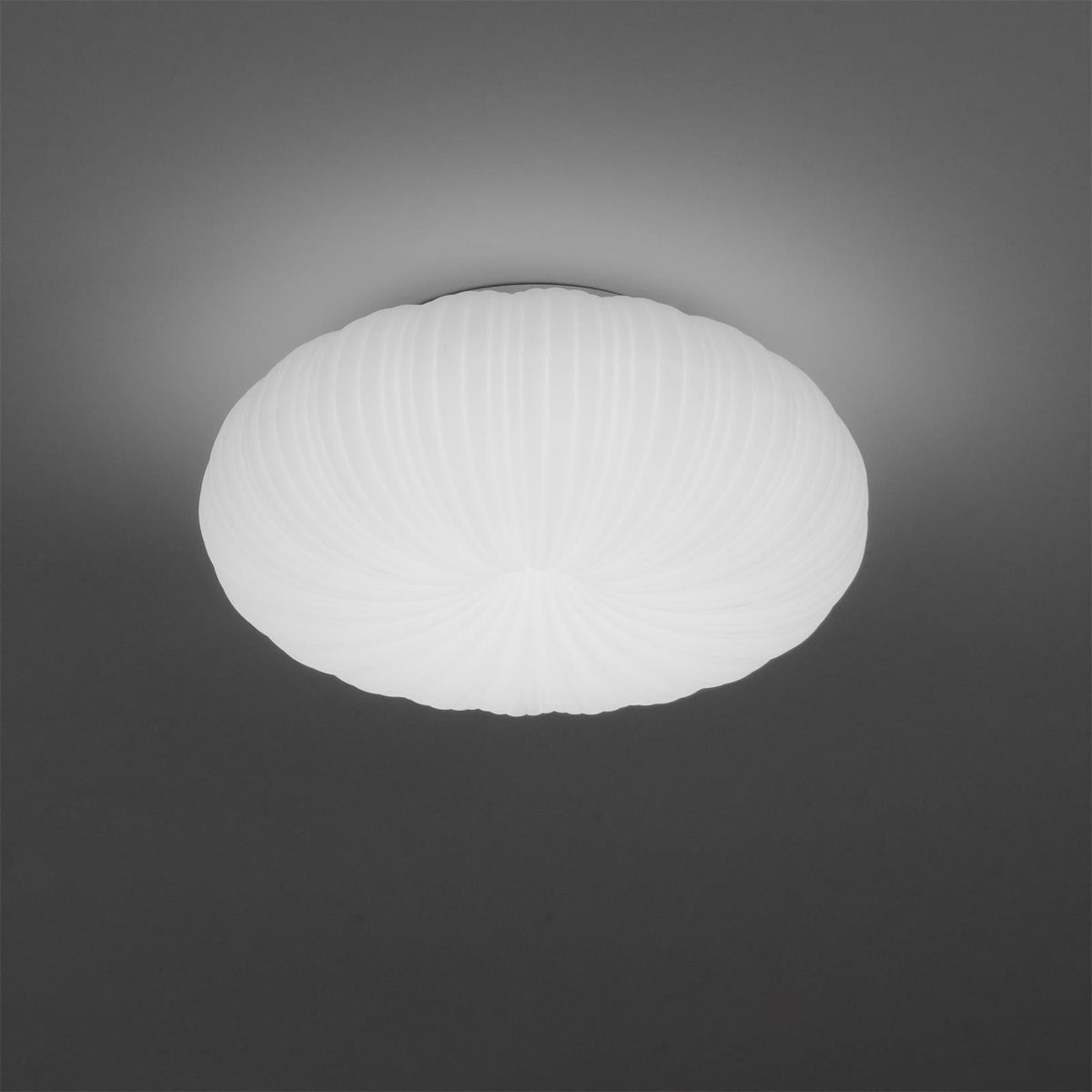 Modern LED Ceiling Lamp with Remote Dimming in Metal and Acrylic