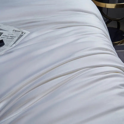 Mulberry Silk Duvet with 600 Thread Count Egyptian Cotton Cover