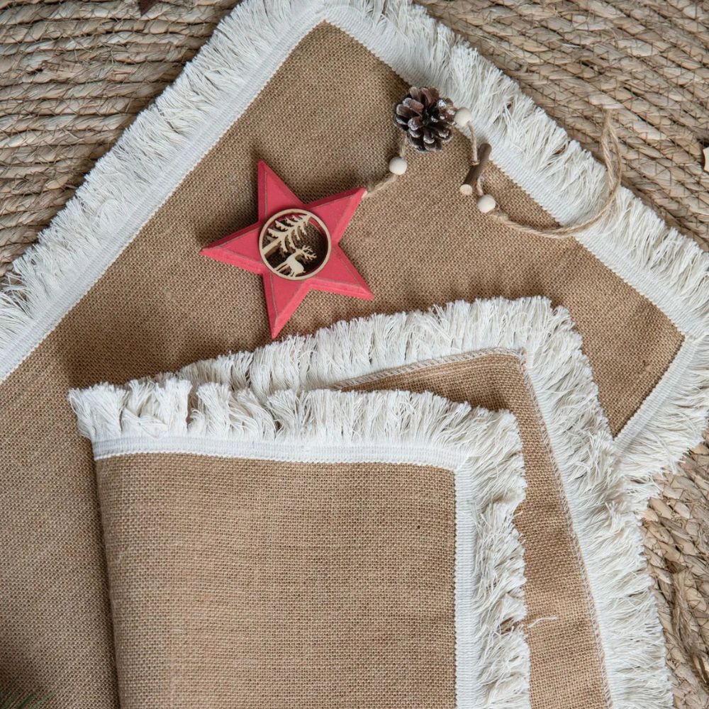 Natural Jute Table Runner with Coarse Weave and Beige Finish
