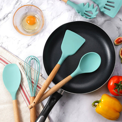 Non Stick Cookware Set with Easy Clean Coating and Modern Design