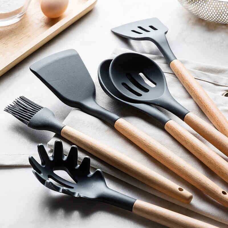 Non Stick Cookware Set with Easy Clean Coating and Modern Design
