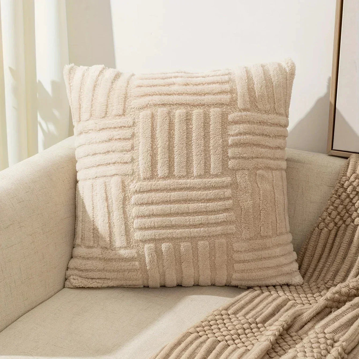 Plush Cushion Cover with Geometric Woven Pattern for Sofa and Bed