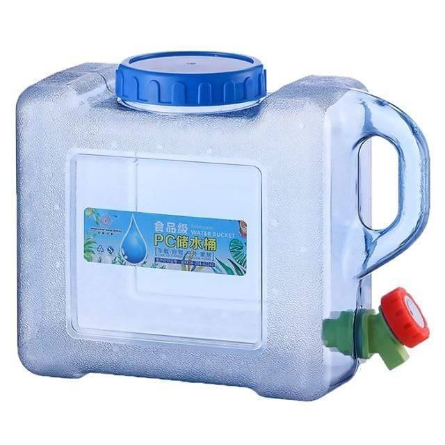 Portable Outdoor Water Storage Barrel with Spigot and Multiple Capacity Options
