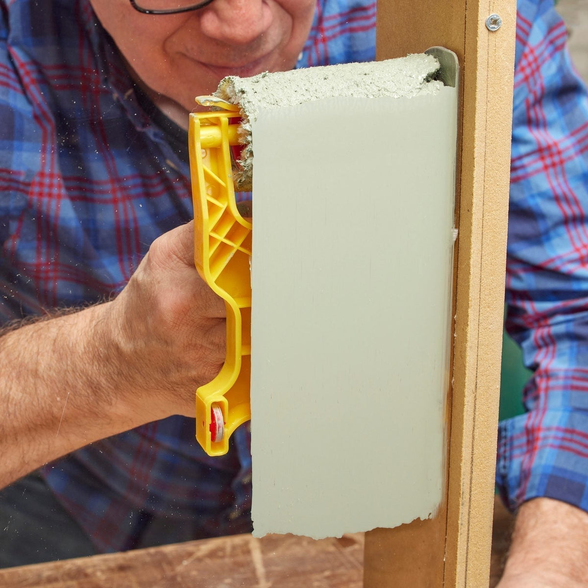 Precision Edge Painting Tool Set with Extra Rollers