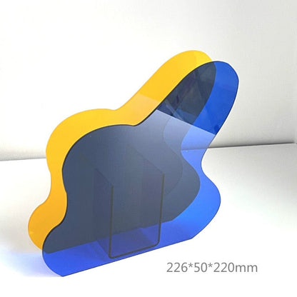 Prismatic Acrylic Vase with Abstract Geometric Design for Desktop Decor