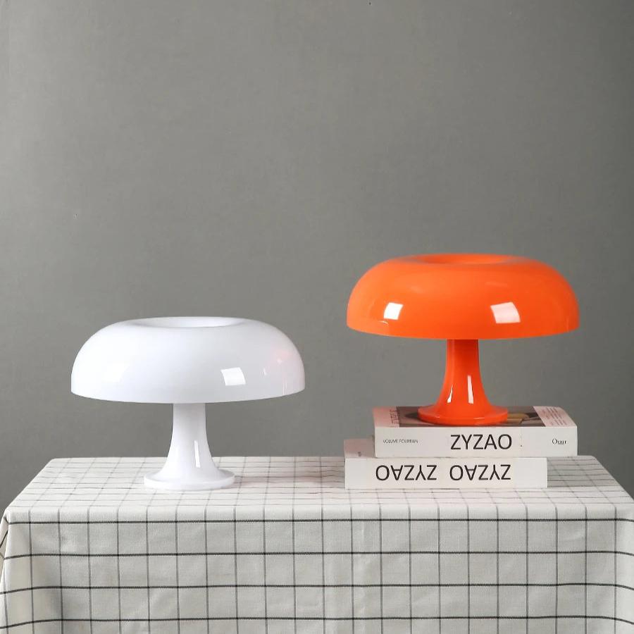 Retro Mushroom Table Lamp with Warm LED Lighting