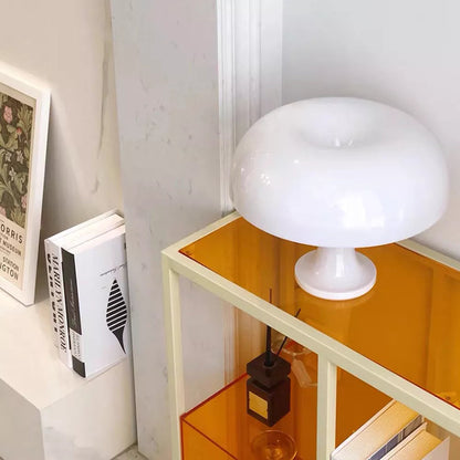 Retro Mushroom Table Lamp with Warm LED Lighting