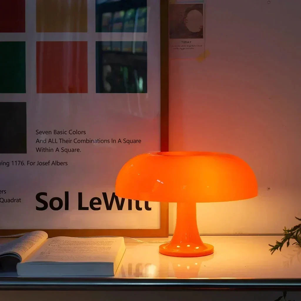 Retro Mushroom Table Lamp with Warm LED Lighting
