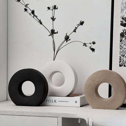Round Donut-Shaped Ceramic Ring Vase for Modern Home Decor