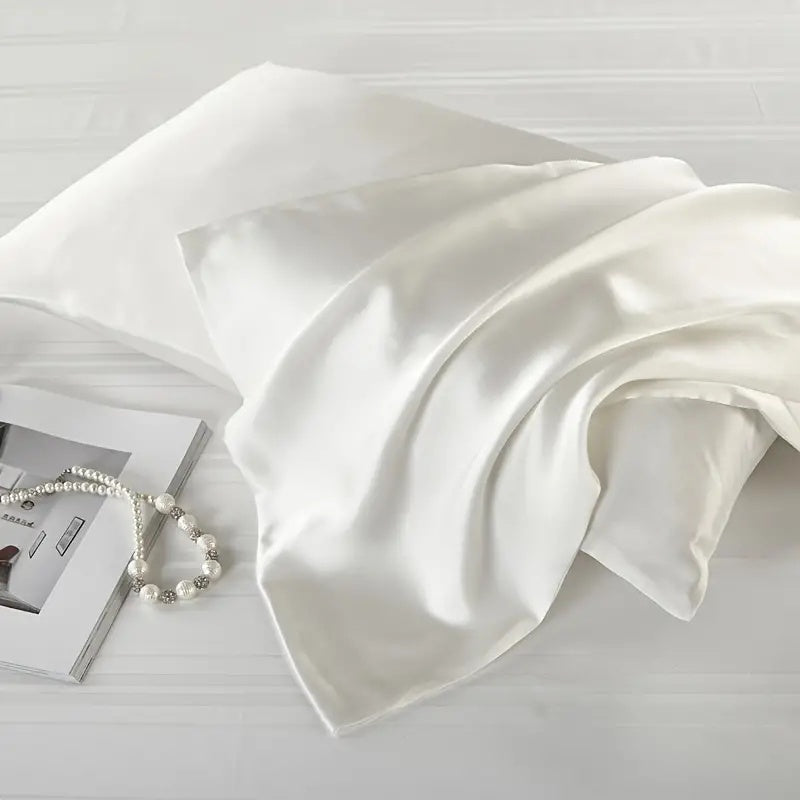 Silk Pillowcase Set – Smooth Silk Covers with Silver Ion Fibre for Comfortable Sleep