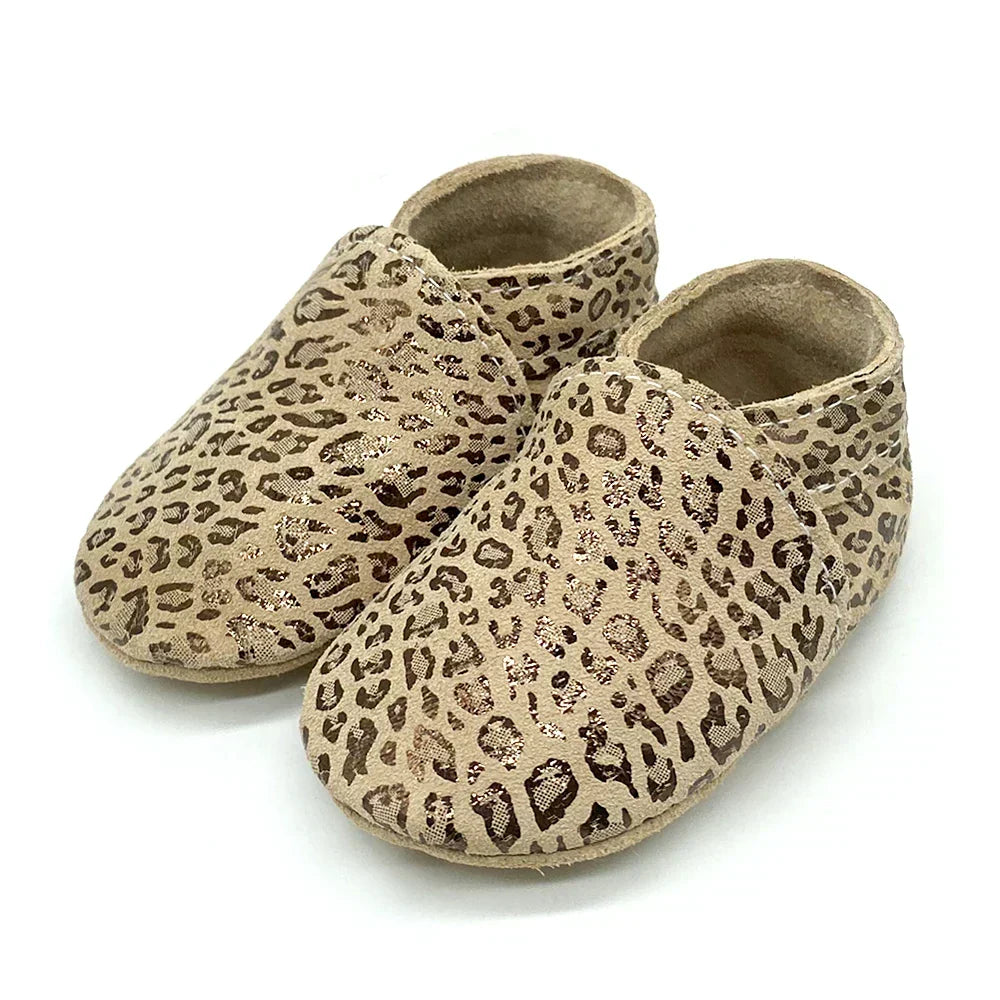 Soft Baby Booties with Elastic Closure for Newborns and Infants