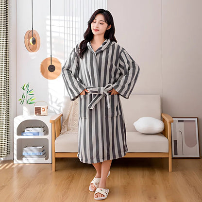 Soft Cotton Bathrobe with Unisex Design for Everyday Comfort