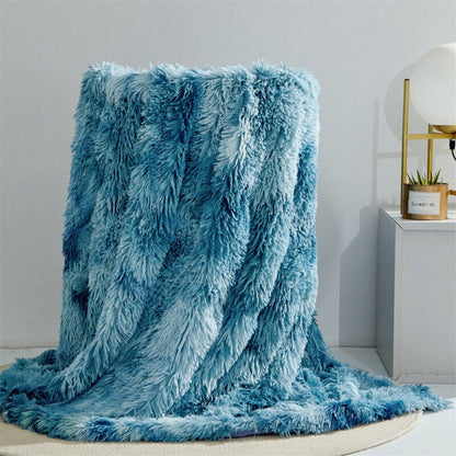 Soft Faux Fur Fleece Throw Blanket for a Warm and Stylish Interior
