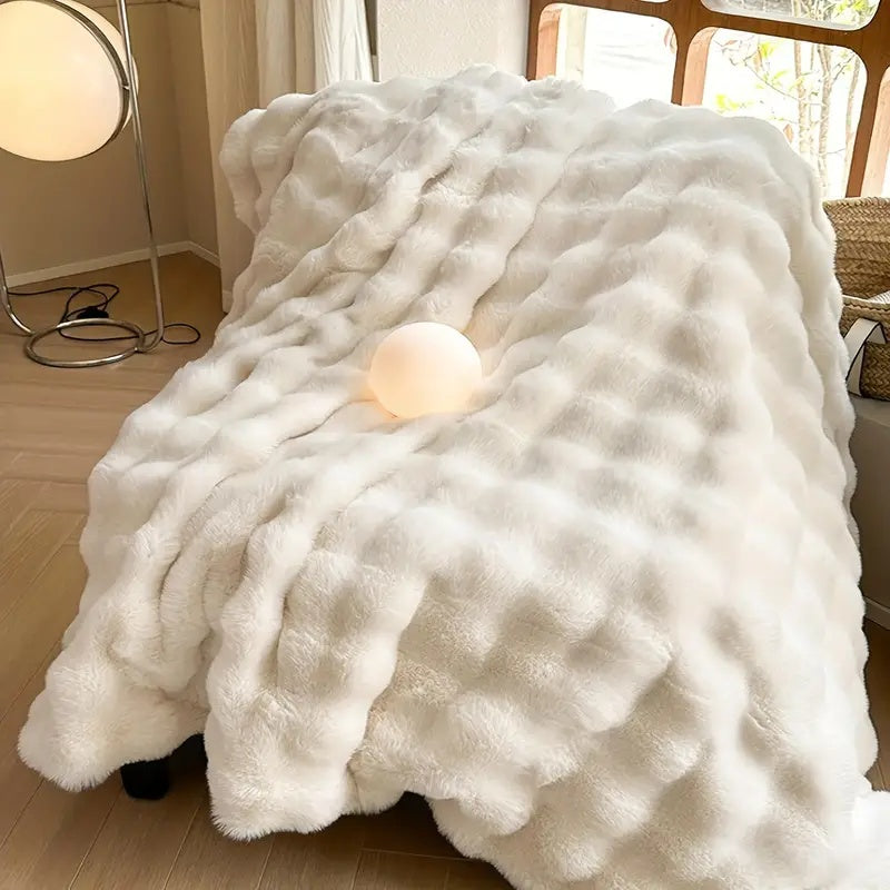 Soft Faux Fur Throw Blanket – Double-Lined Microfibre Blanket for Cosy Comfort