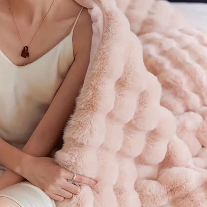 Soft Faux Fur Throw Blanket – Double-Lined Microfibre Blanket for Cosy Comfort