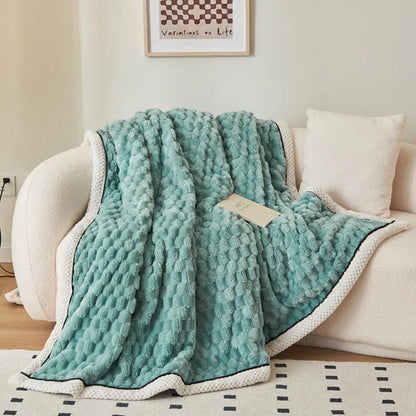 Soft Sherpa Fleece Blanket with Textured Bubble Design for Cosy Comfort