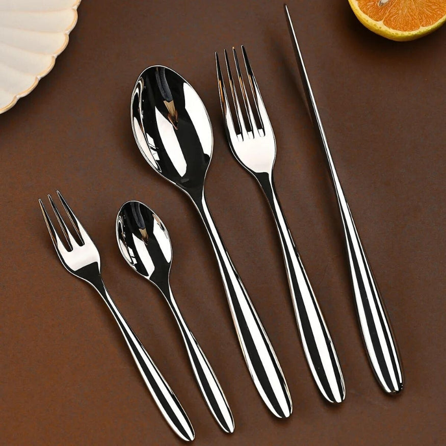 Stainless Steel Cutlery Set with Ergonomic Design and High-Gloss Finish