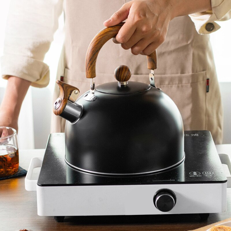 Stainless Steel Tea Kettle with 3 Litre Capacity and Ergonomic Handle