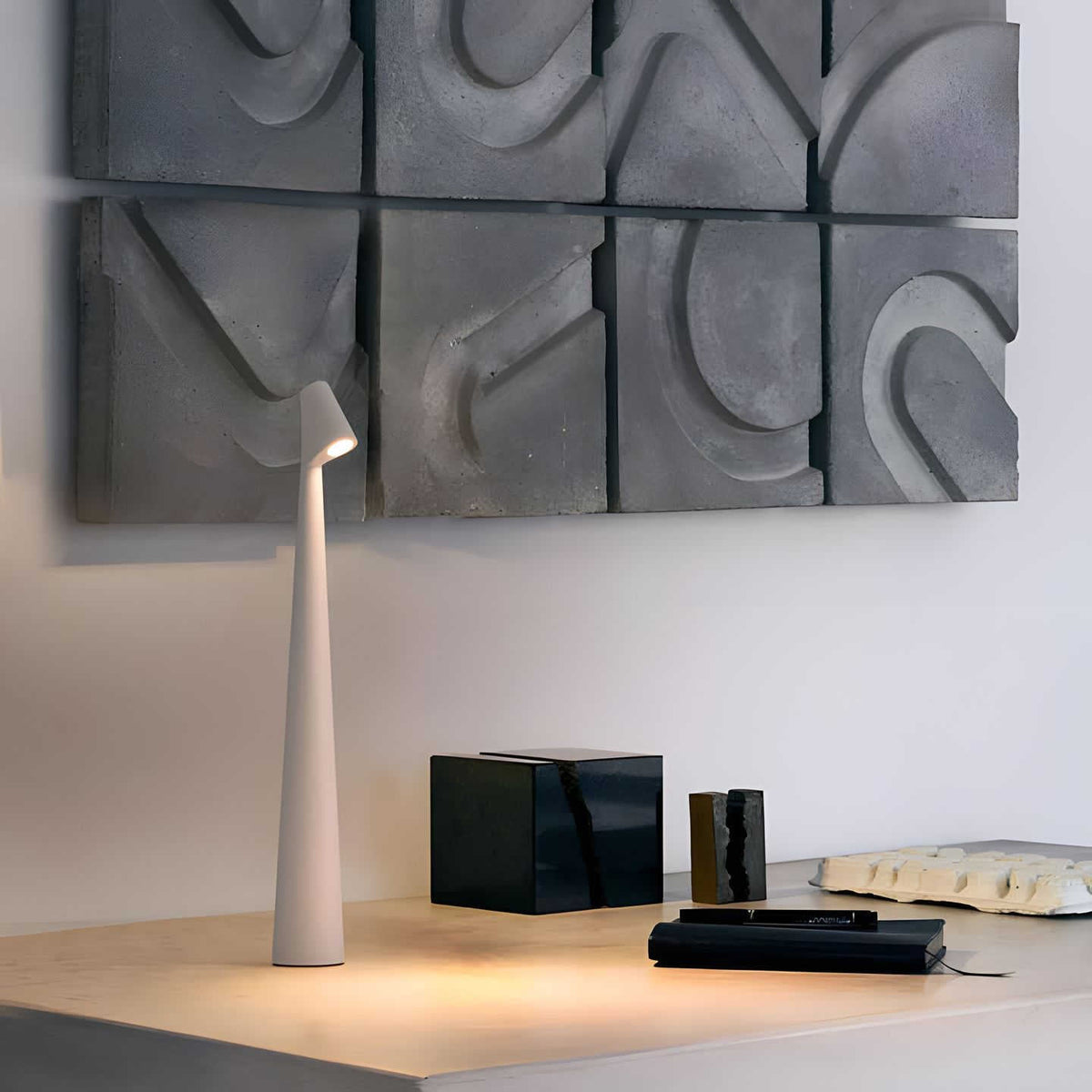 Stylish Dimmable Rechargeable Table Lamp with Slim Aluminium Design