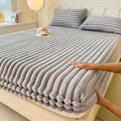 Ultra-Soft Ribbed Fitted Sheet with Secure Mattress Fit