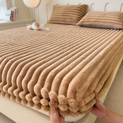Ultra-Soft Ribbed Fitted Sheet with Secure Mattress Fit