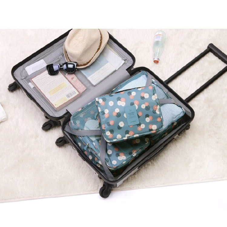 Water-Repellent Travel Cosmetic and Toiletry Bag with Hanging Hook