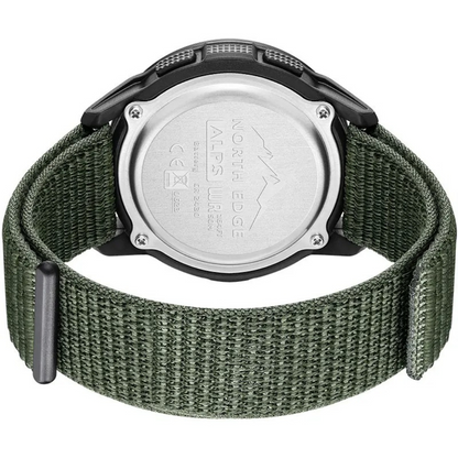 Werlona – Carbon Fiber Outdoor Watch with Lightweight and Durable Design