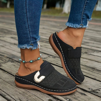 Women’s Lightweight Comfort Shoes with Breathable Design and Cushioned Sole