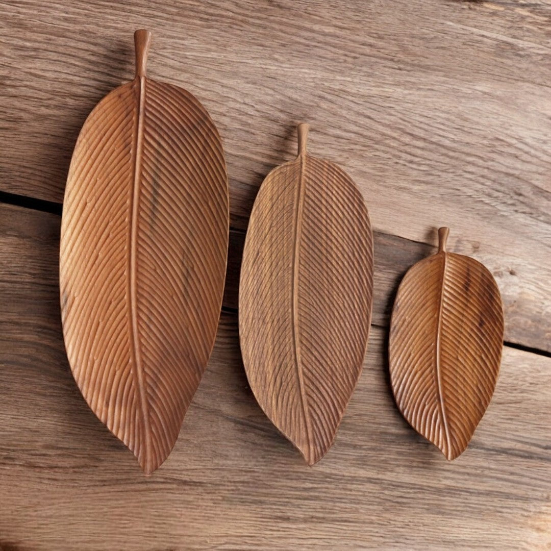 Wooden Leaf-Shaped Serving Tray – Natural Solid Wood Design with Comfortable Handles
