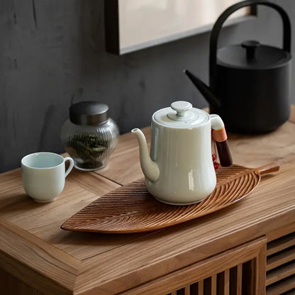 Wooden Leaf-Shaped Serving Tray – Natural Solid Wood Design with Comfortable Handles