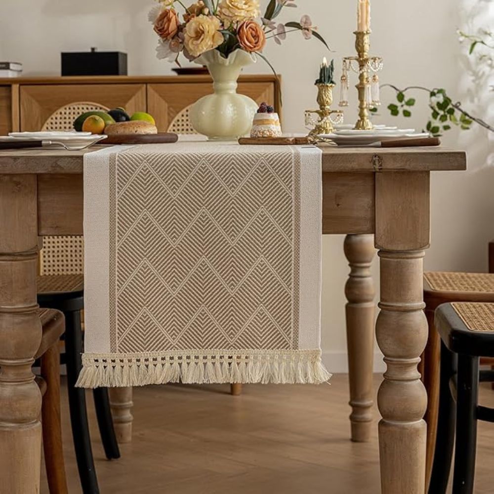 Woven Table Runner – Zigzag Texture with Fringed Edges in Sandstone Neutral