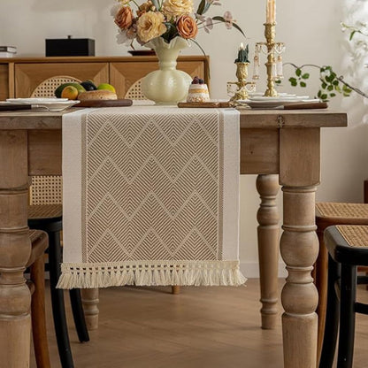 Woven Table Runner – Zigzag Texture with Fringed Edges in Sandstone Neutral