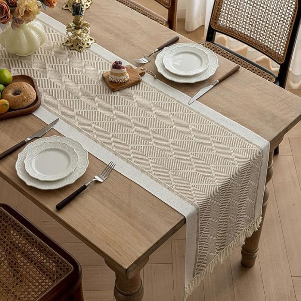Woven Table Runner – Zigzag Texture with Fringed Edges in Sandstone Neutral
